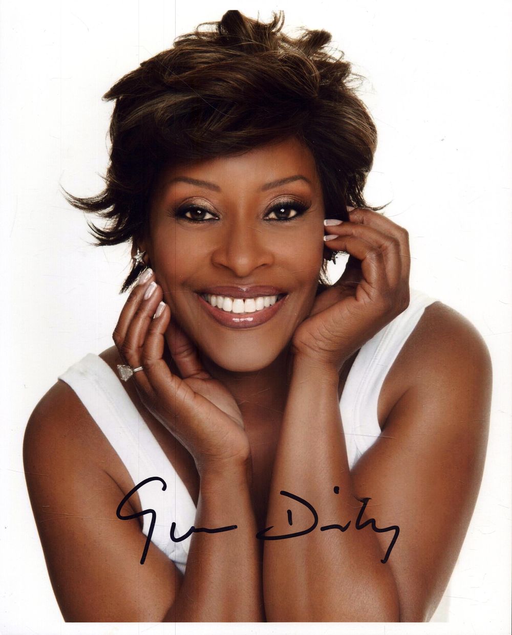 Lot 181: Gwen Dickey signed 10x8inch colour photo.