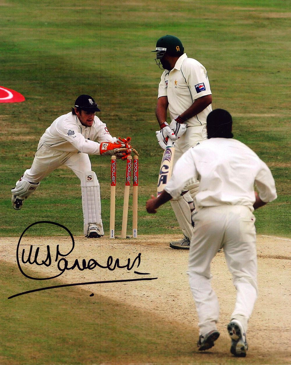 Lot 224: Monty Panesar signed 10x8inch colour photo pictured in...