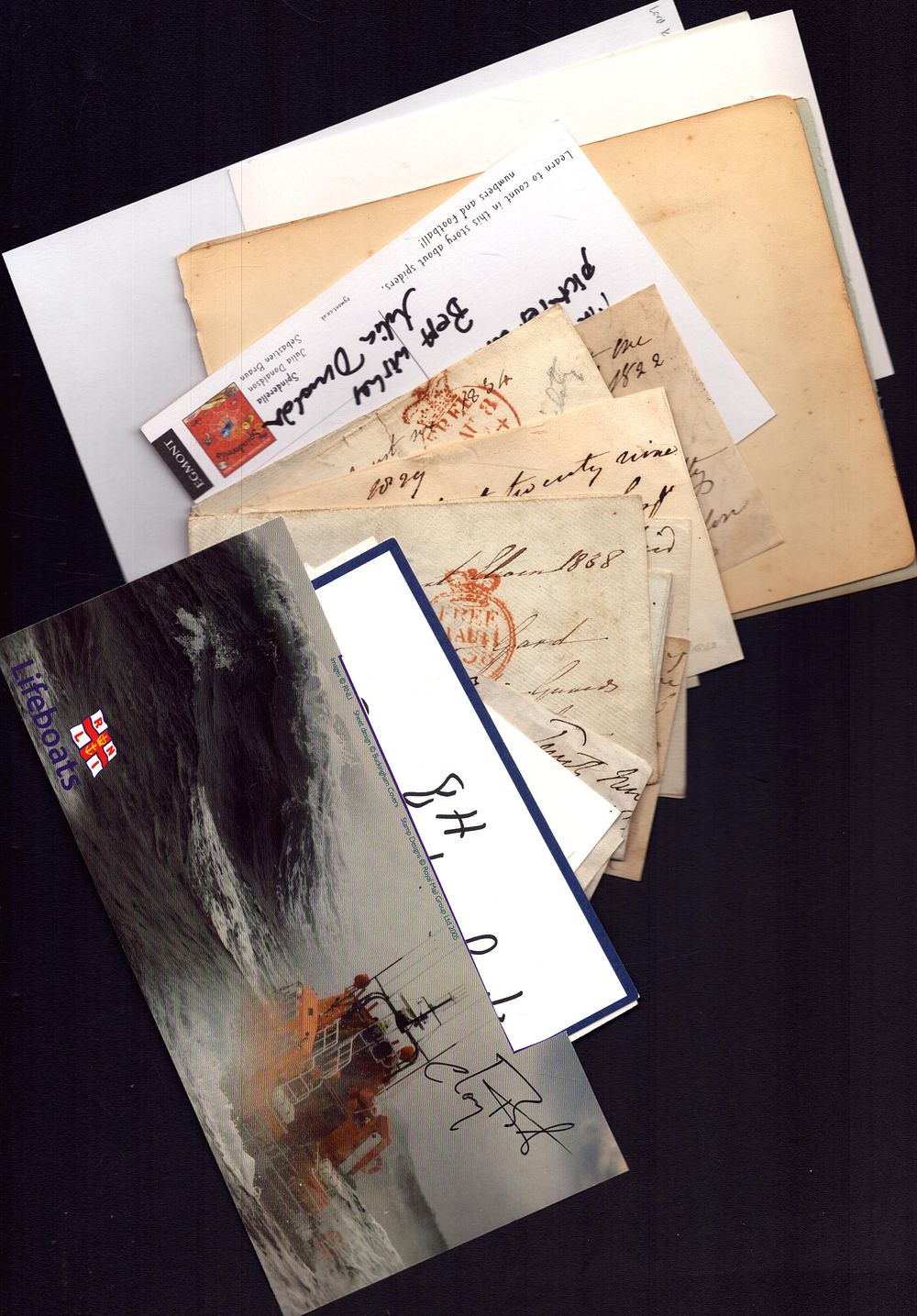 Lot 261: Historical and Entertainment collection 20, plus signed cards...