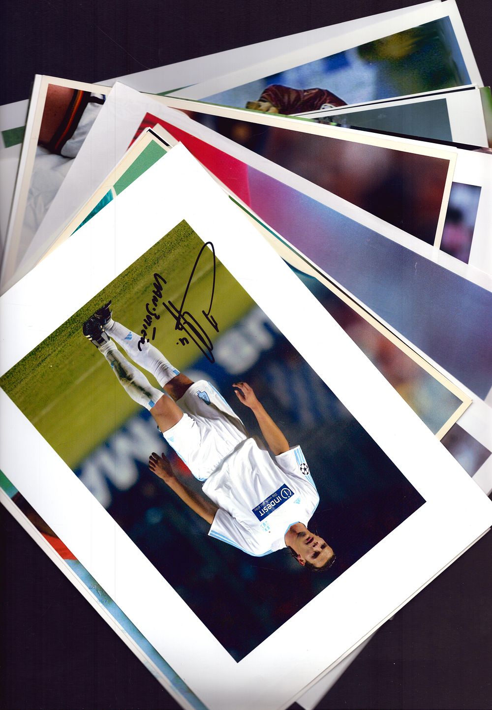 Lot 271: International Footballers collection 20, plus signed photos includes...