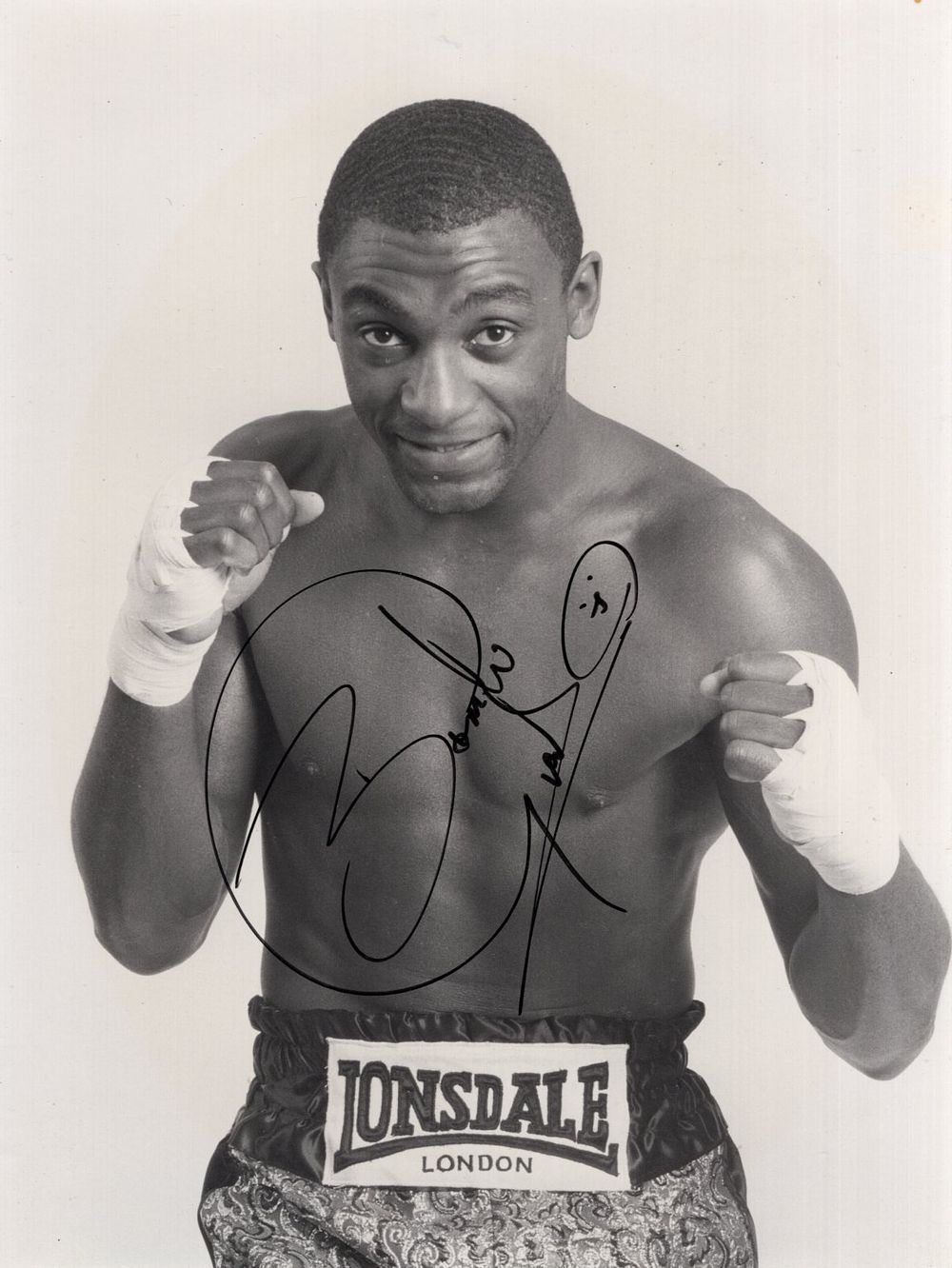 Lot 386: Herol 'Bomber' Graham, former boxeer, he is generally...