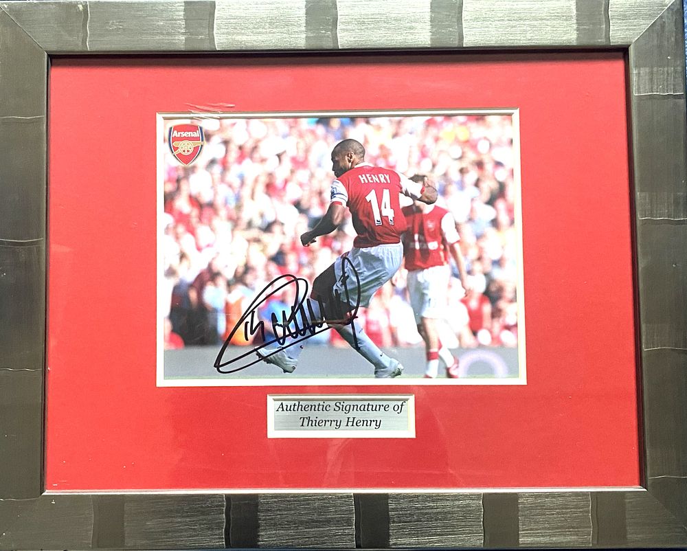 Lot 561: Thierry Henry Signature display, playing for Arsenal, approx....