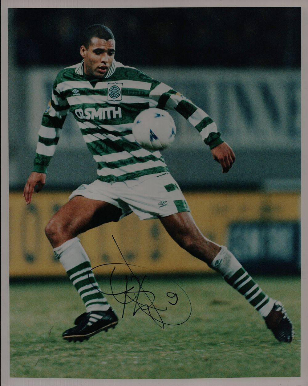 Lot 238: Pierre Van Hooijdonk signed 10x8inch colour photo pictured...