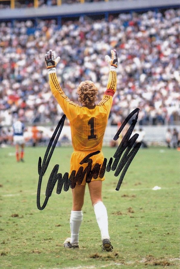 Lot 511: Autographed TONI SCHUMACHER 6 x 4 Photograph :...
