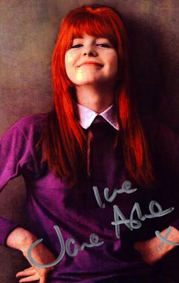 Jane Asher signed 6x4inch colour photo.