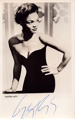 Eartha Kitt signed 6x4inch black and white photo.