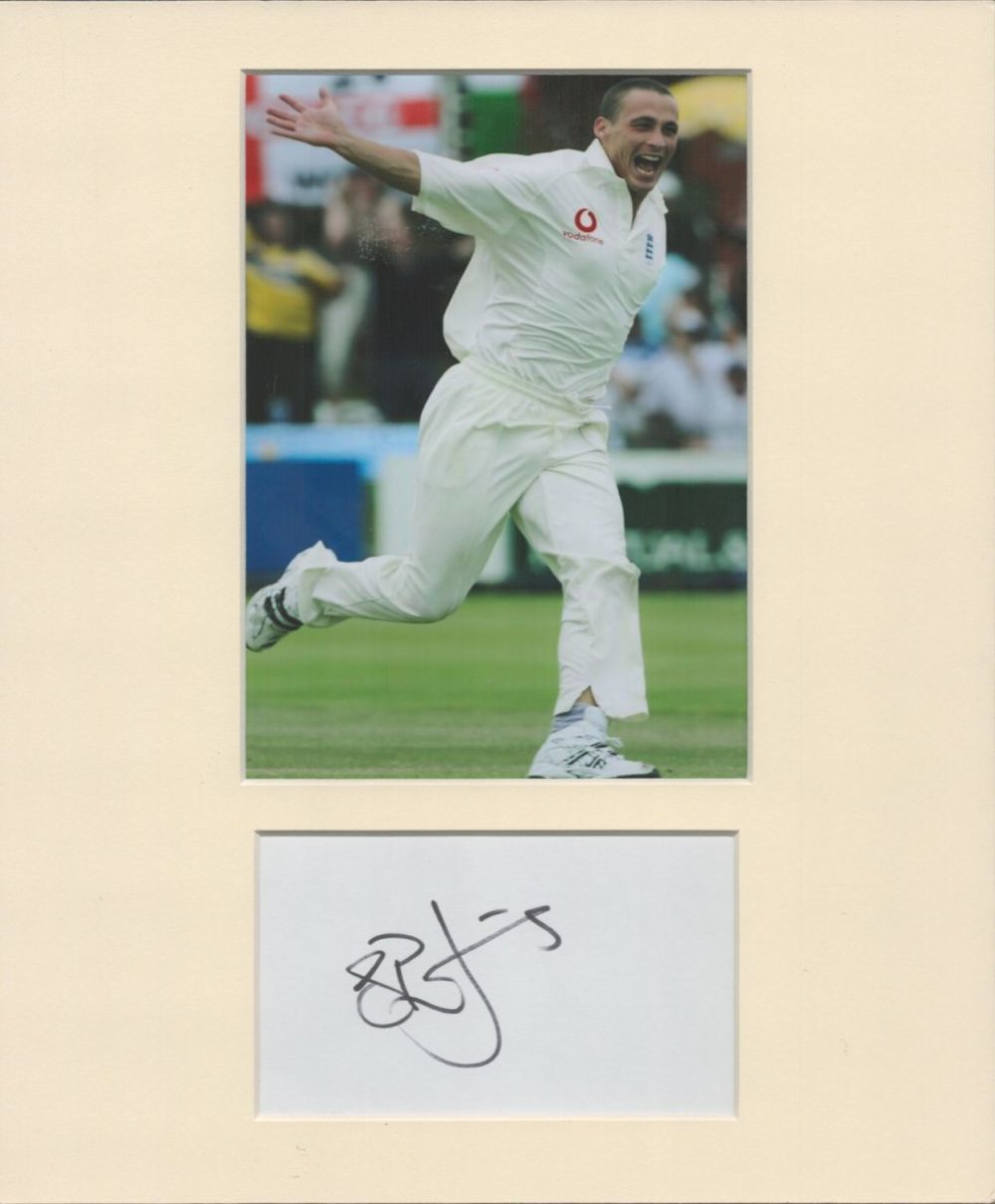 Lot 196: Simon Jones 10x12 overall size mounted signature piece....