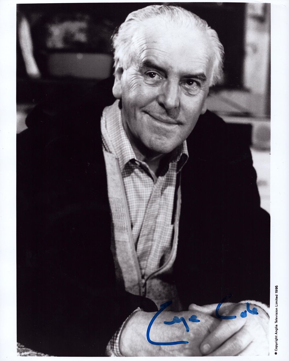Lot 174: George Cole signed 10x8inch black and white photo.