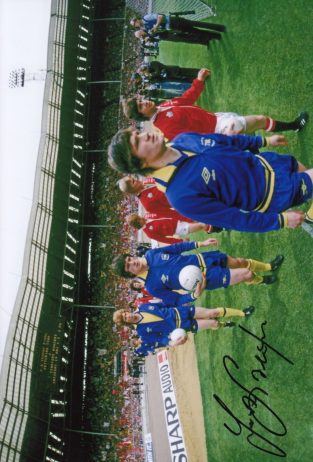 Lot 455: Autographed FRANK STAPLETON 12 x 8 Photograph :...