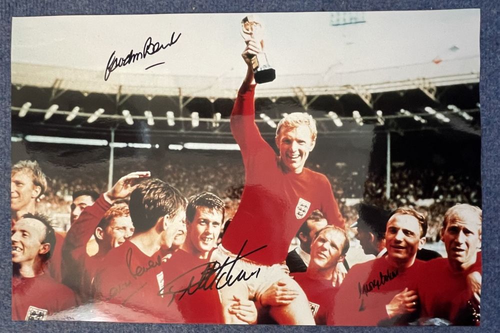 Lot 256: England 1966 World Cup Winners 18x12 multi signed...