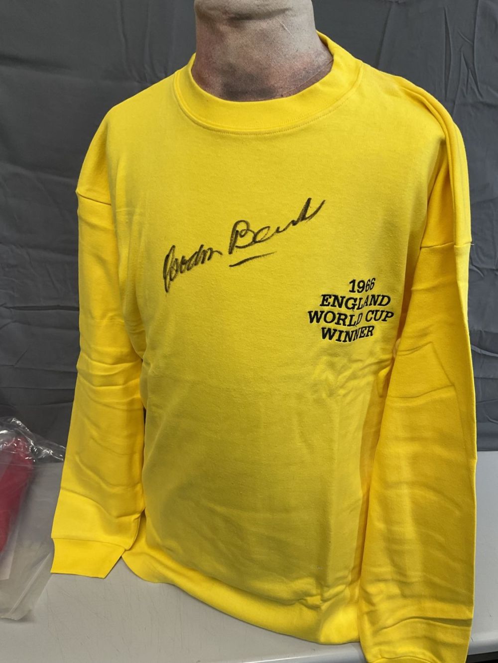 Lot 260: Gordon Banks signed England 1966 World Cup Final...