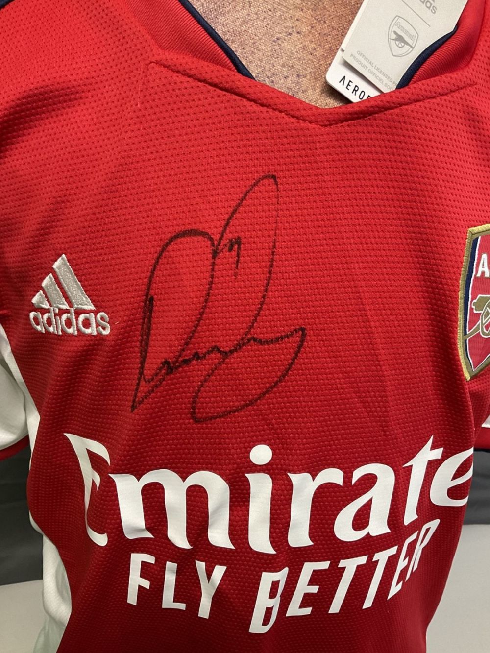 Lot 271: Football Thomas Partey signed Arsenal replica home shirt....