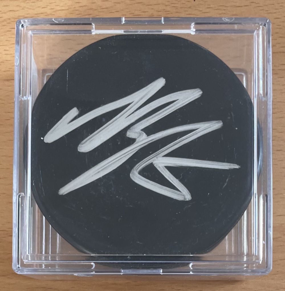 Lot 303: American Ice Hockey Player Magnus Paajarvi Signed Official...