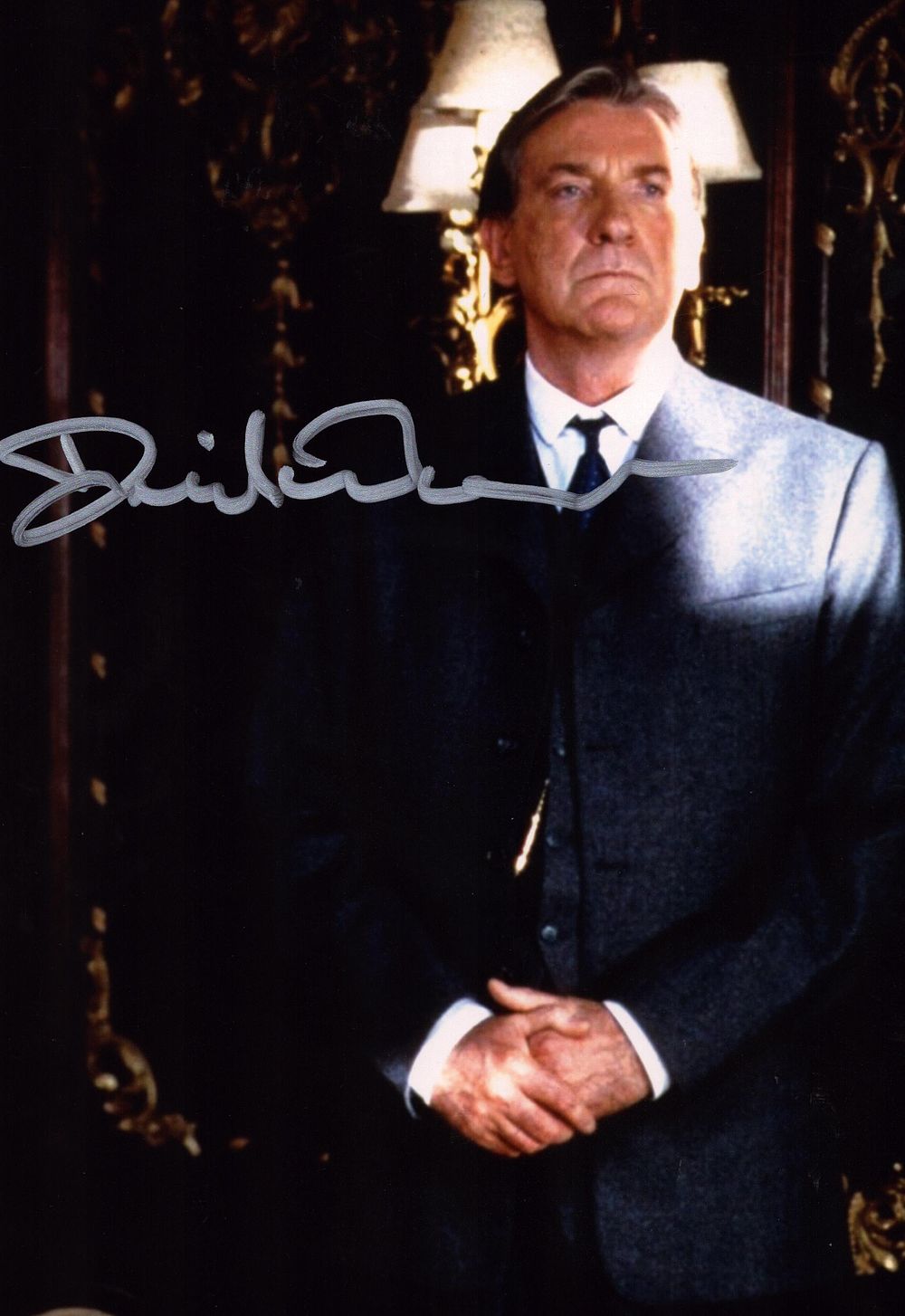 Lot 335: DAVID WARNER Actor signed 8x10 Photo .