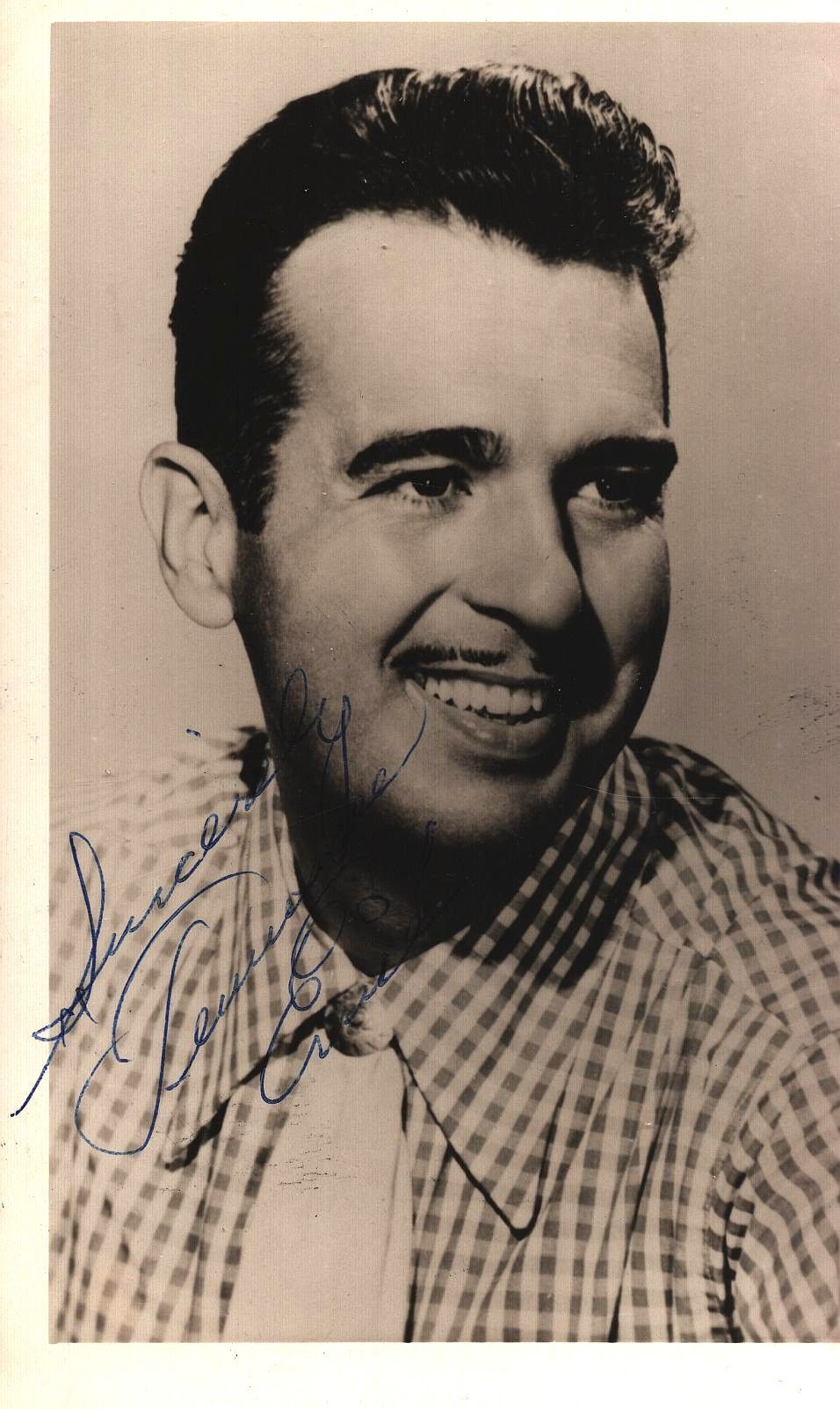 Lot 349: Tennessee Ernie Ford signed 6x4inch black and white...