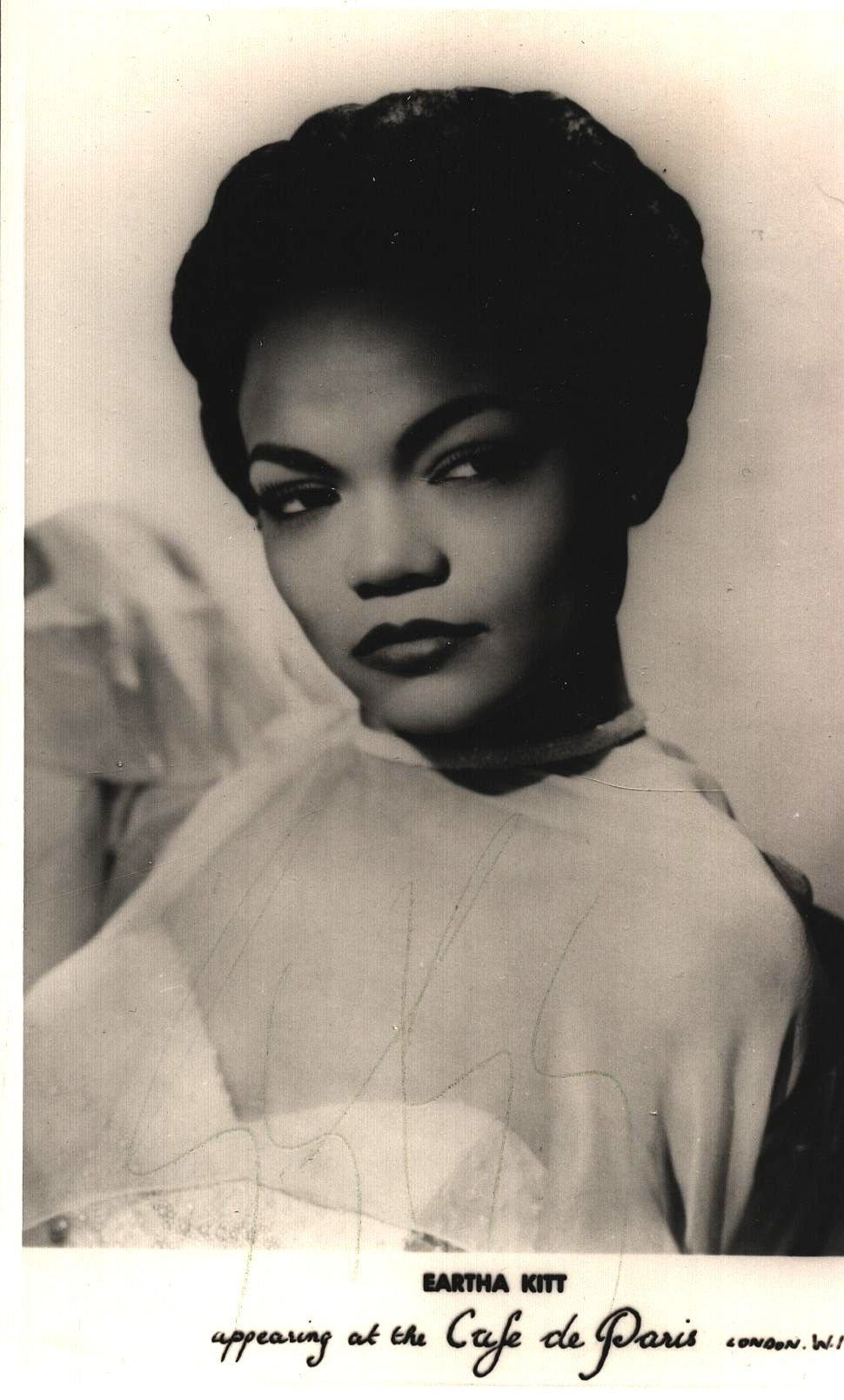 Lot 350: Eartha Kitt signed 6x4inch black and white photo.