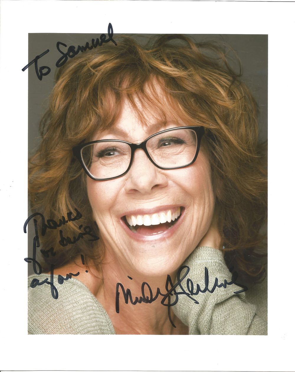 Lot 543: Mindy Sterling signed 10x8inch colour photo. Dedicated.