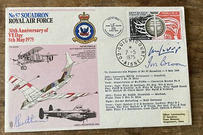 WW2 three Air Marshalls signed cover. RAF 57 sqn "I change my body not my Spirit" 30th anniv of 
