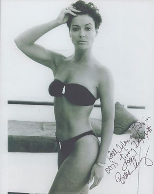 Belle Avery signed 10x8inch black and white photo.