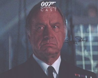 Geoffrey Palmer signed 10x8inch colour photo.
