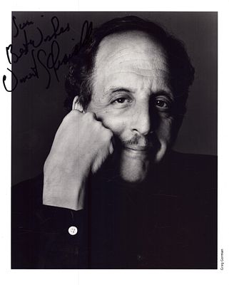 Vincent Schiavelli signed 10x8inch black and white photo.