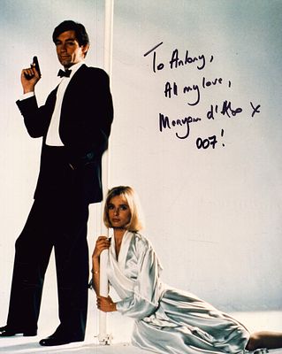 Maryam d'Abo signed 10x8inch colour photo. Dedicated.
