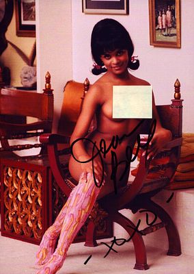 Jean Bell signed 7x5inch colour risque photo.