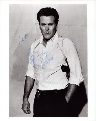 Wings Hauser signed 10x8inch black and white photo.