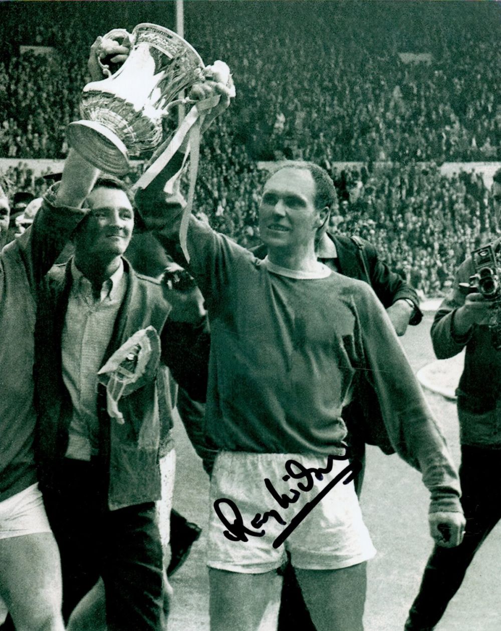 Lot 447: Ray Wilson signed Everton FA Cup Winners 10x8...