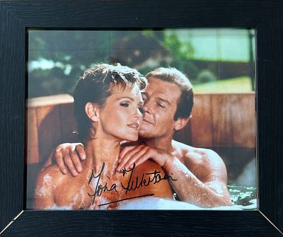 Fiona Fullerton signed and framed colour photograph from the 1985 James Bond film, A View to a Kill.