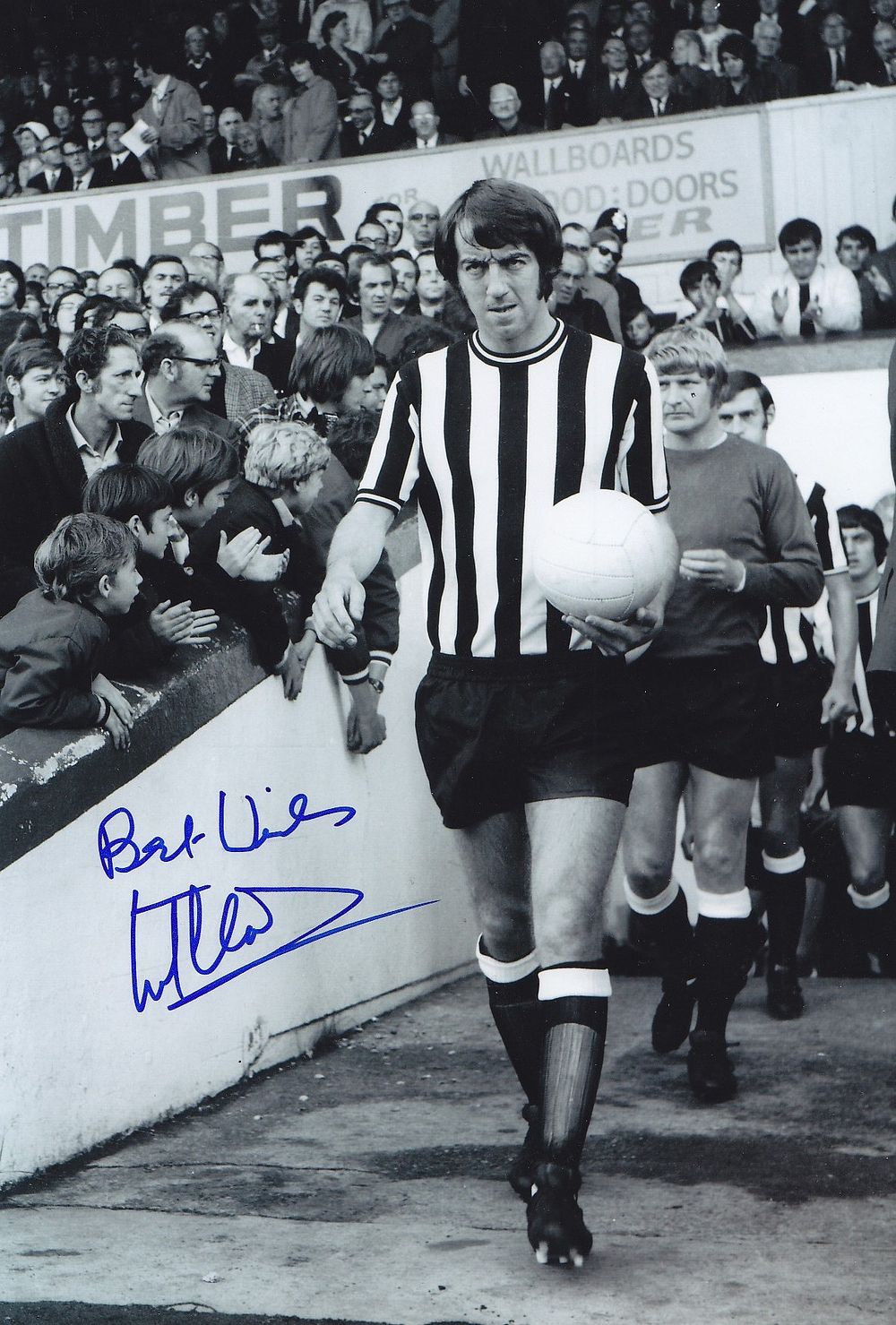 Lot 188: Autographed FRANK CLARK 12 x 8 Photograph: Newcastle...