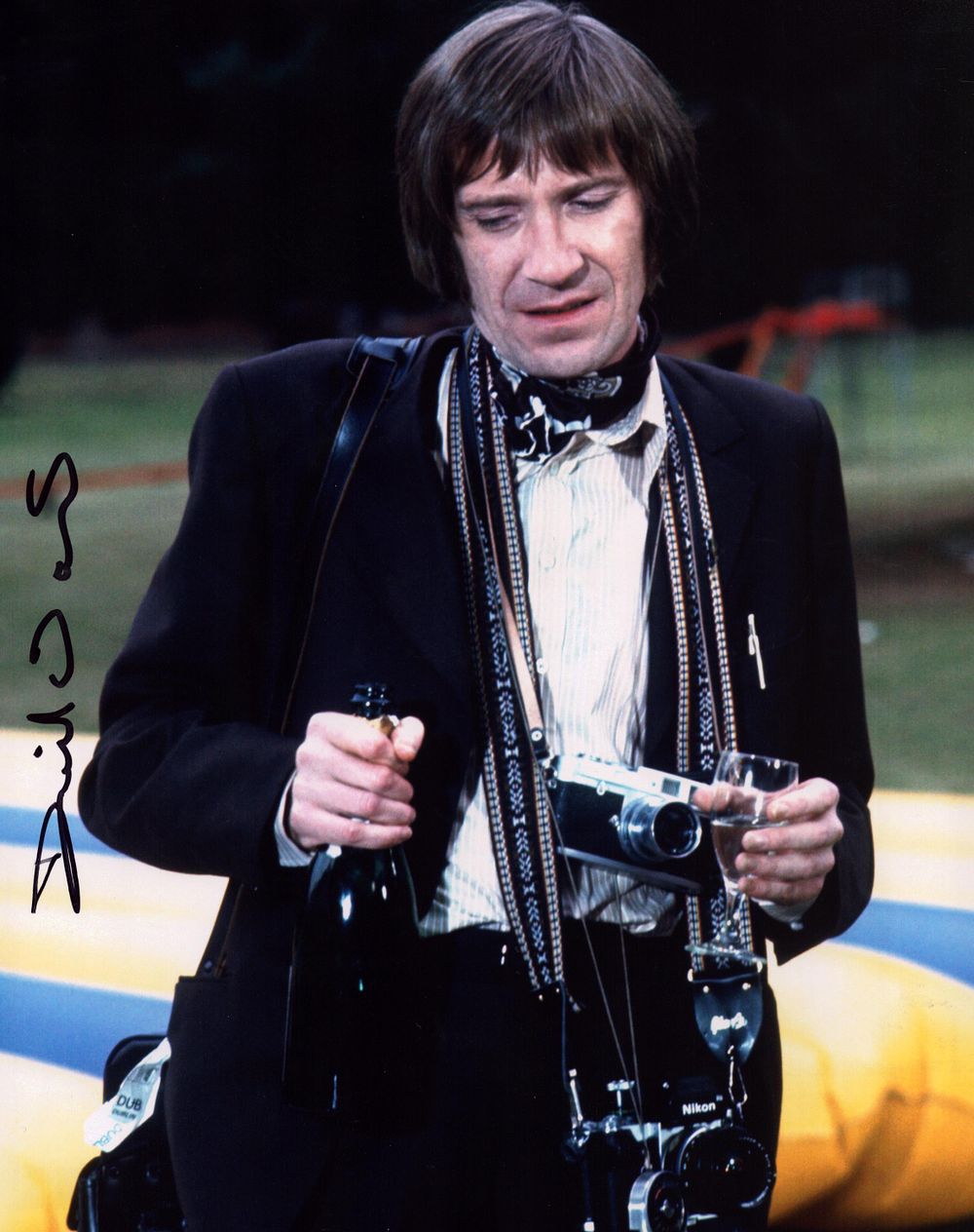 Lot 252: DAVID WARNER Actor signed 8x10 Photo.
