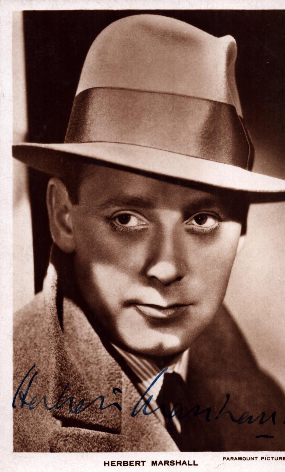 Lot 266: HERBERT MARSHALL (1890-1966) Actor signed vintage Postcard Photo