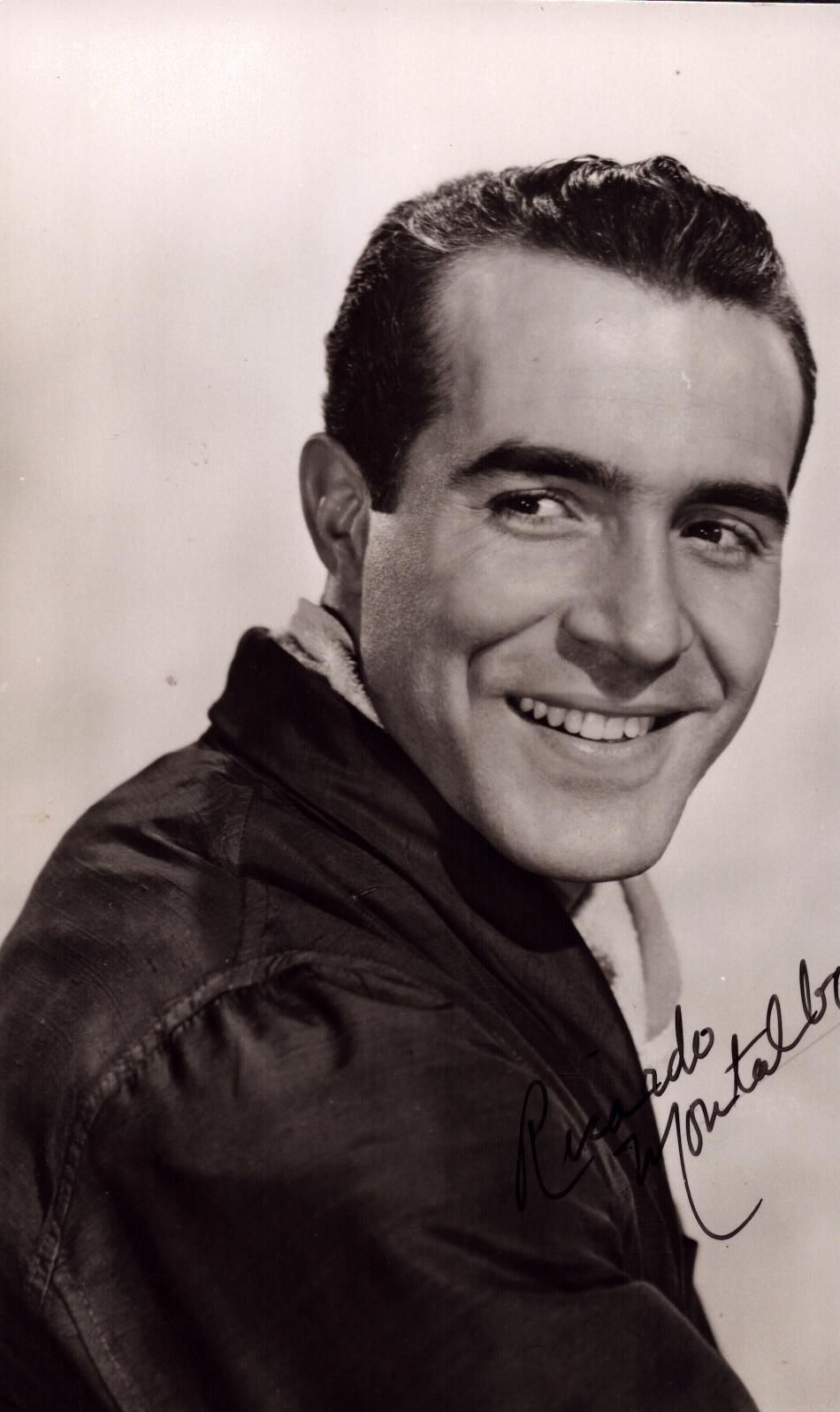 Lot 268: RICARDO MONTALBAN (1920-2009) Actor signed vintage MGM Photo