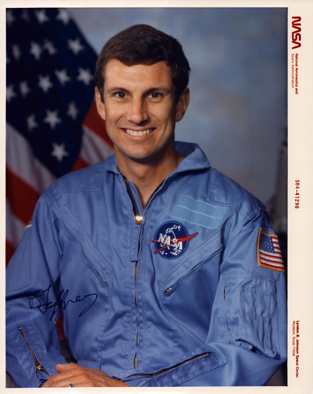 Lot 175: F Drew Gaffney signed 10X8 inch colour NASA...