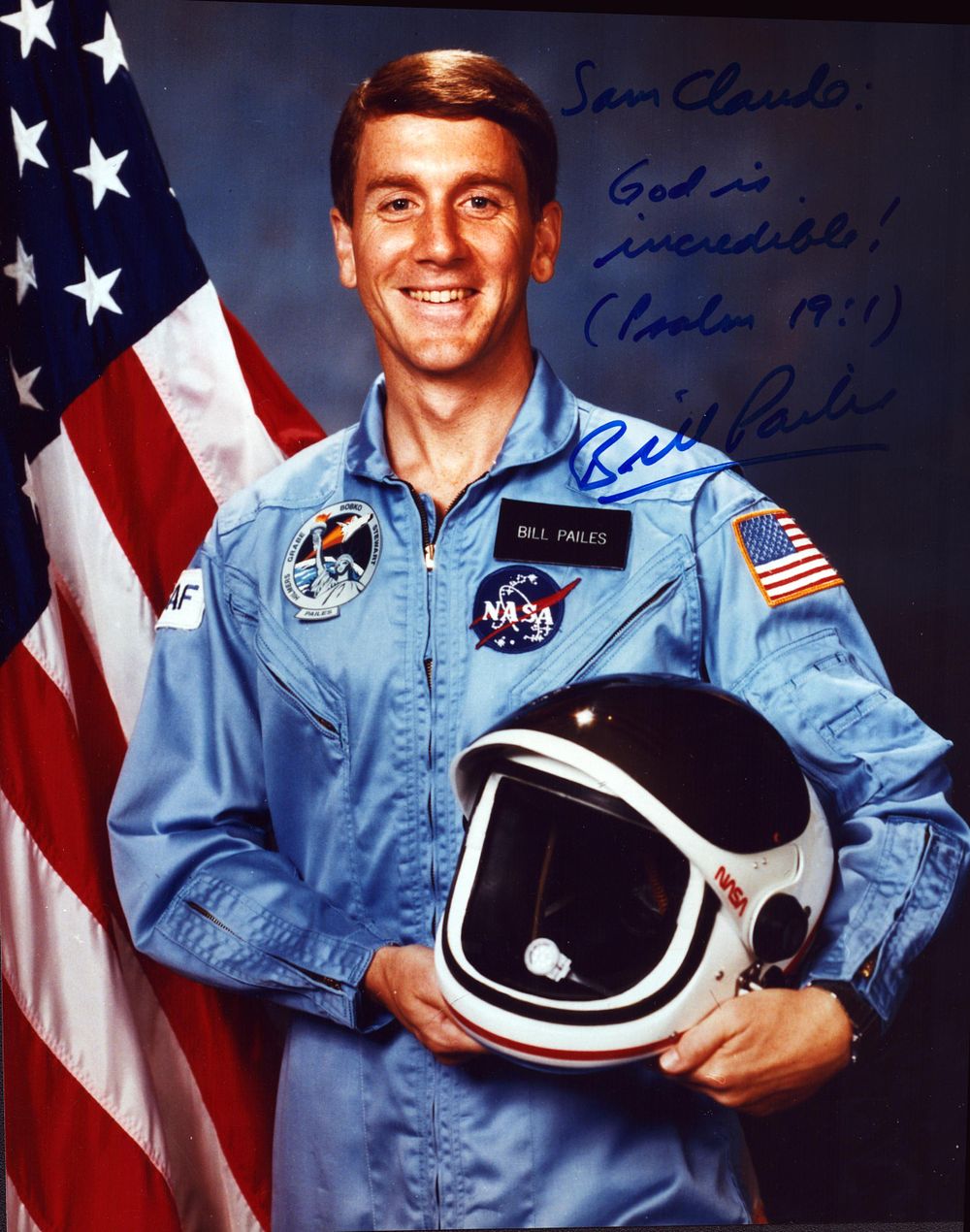Lot 188: Bill Pailes signed 10x8 inch colour space photo....