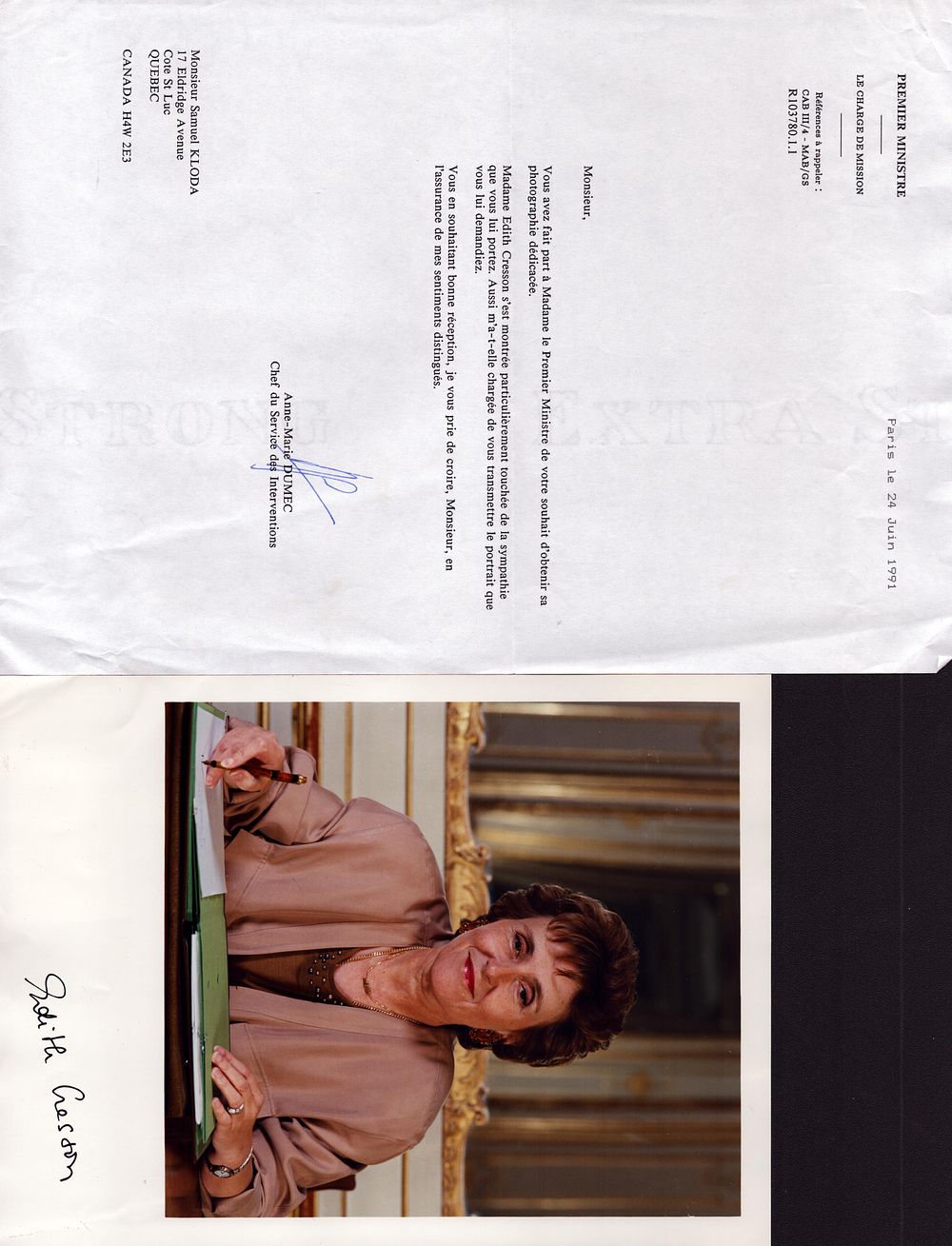 Lot 310: Edith Cresson signed 10x8 inch colour photo.