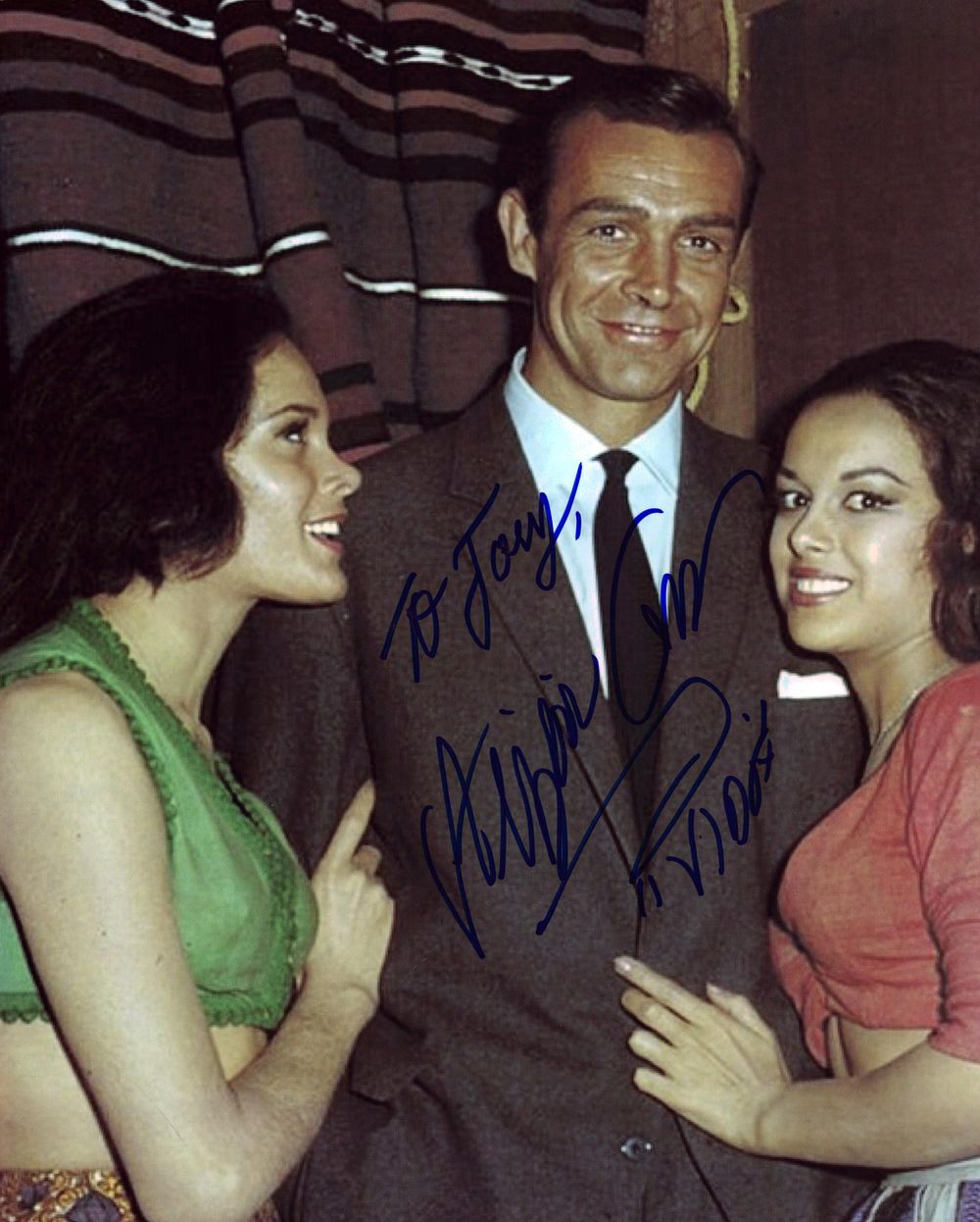 Lot 348: Alizia Gur signed 10x8inch colour photo. Dedicated.