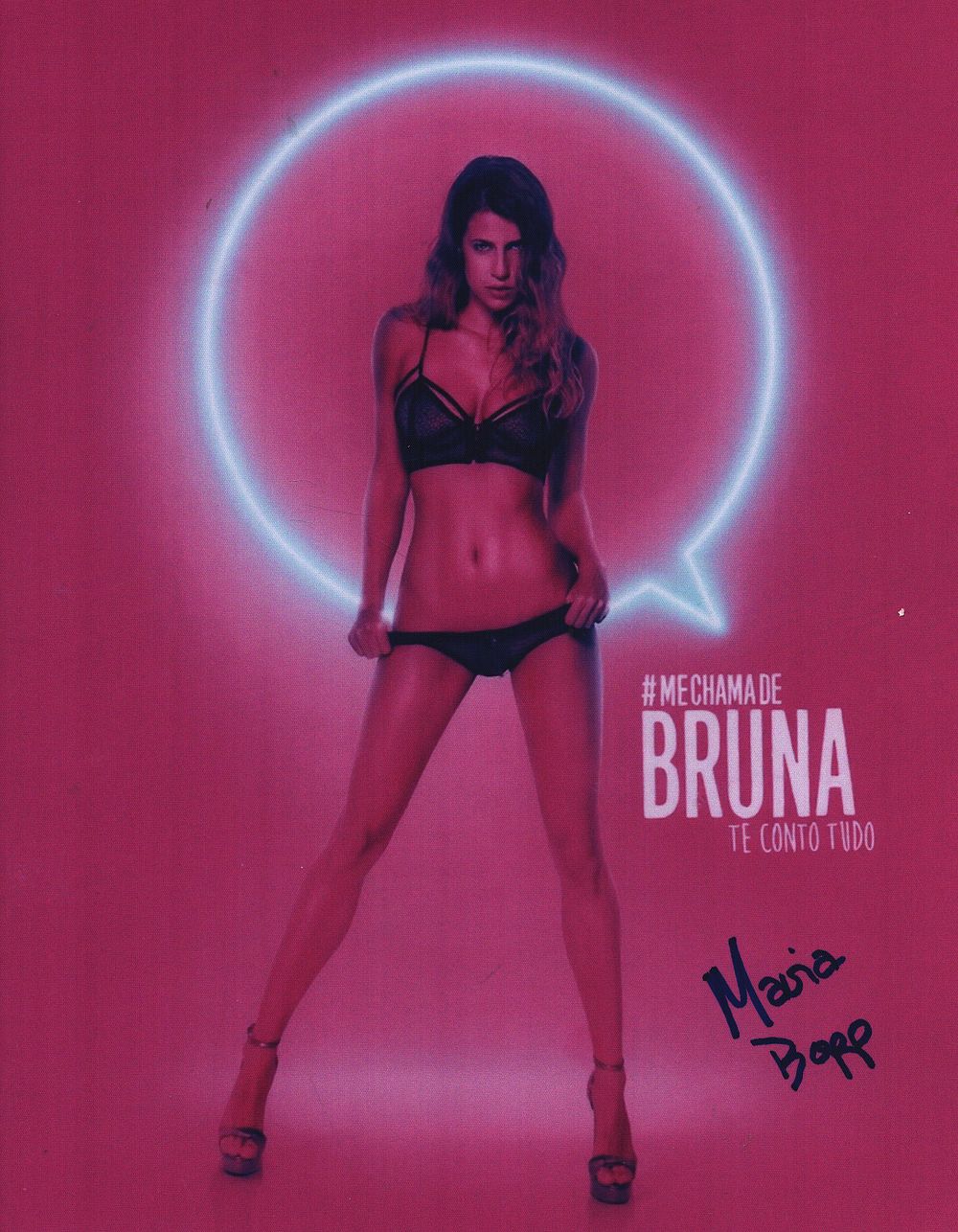 Lot 446: Maria Bopp signed 10 by 8-inch colour glamour...