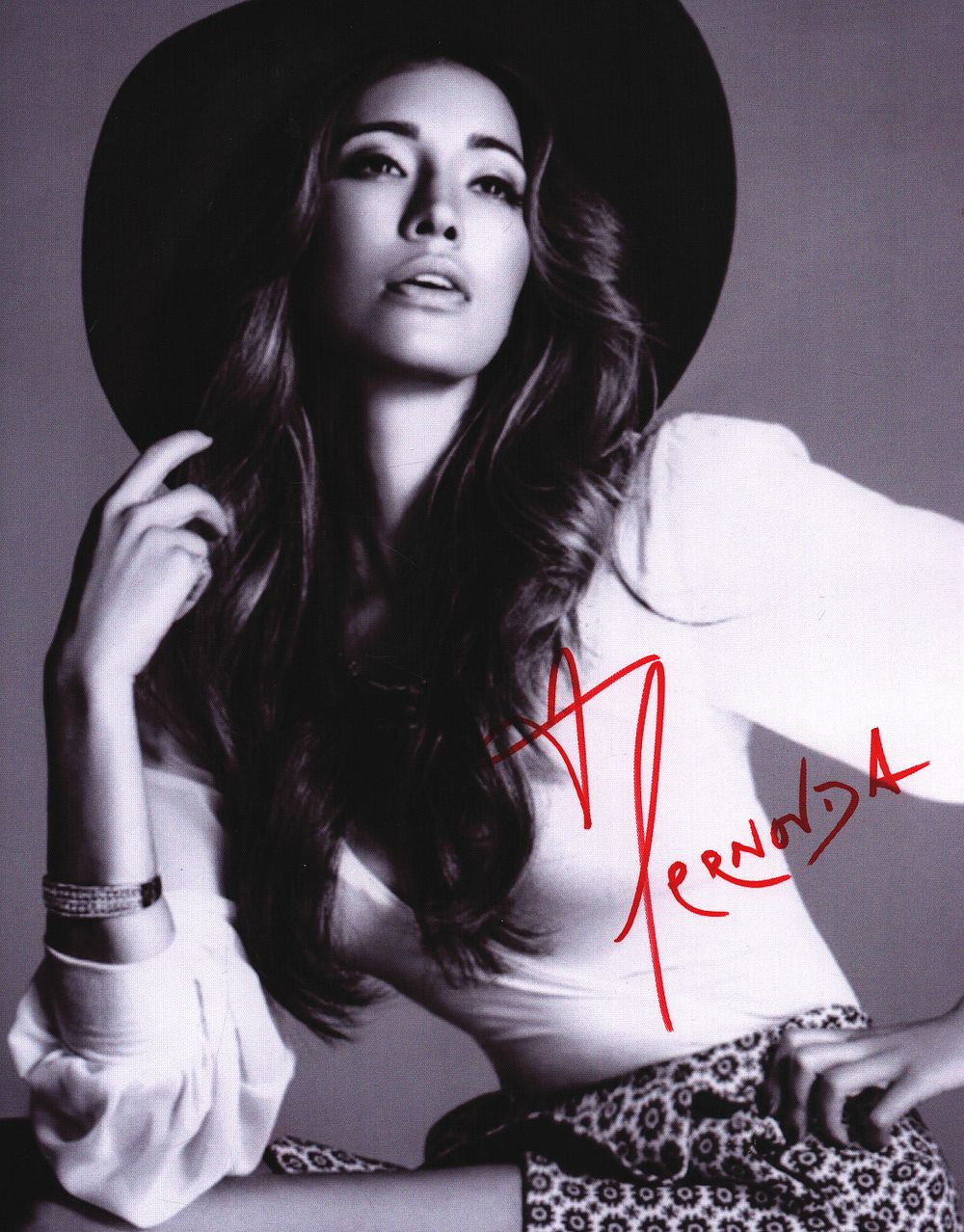 Lot 447: Fernanda Romero signed 10 by 8 inch black...