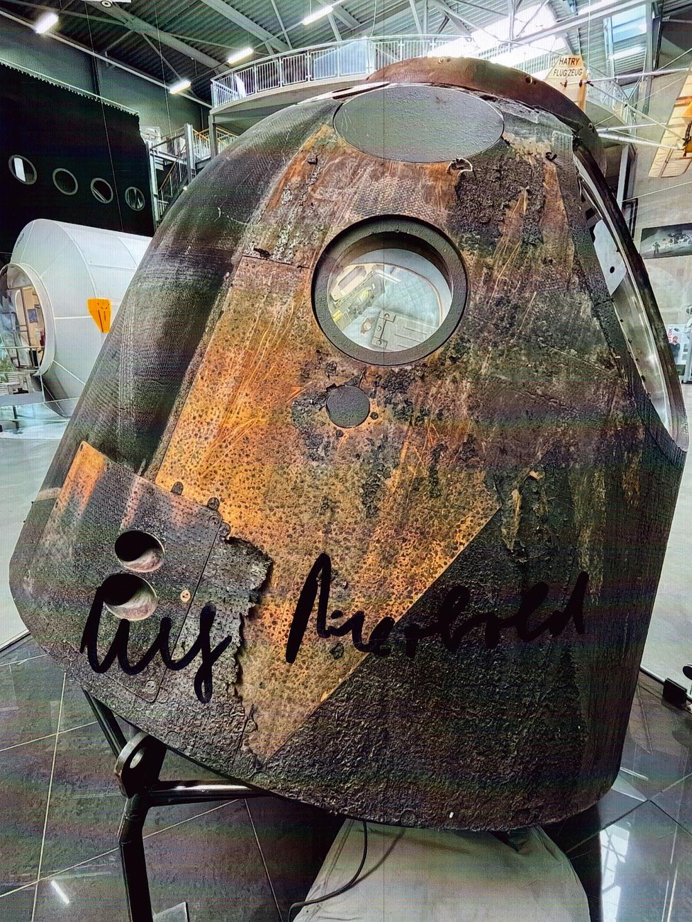 Lot 583: Ulf Mer bold signed7X5 inch colour photo astronaut