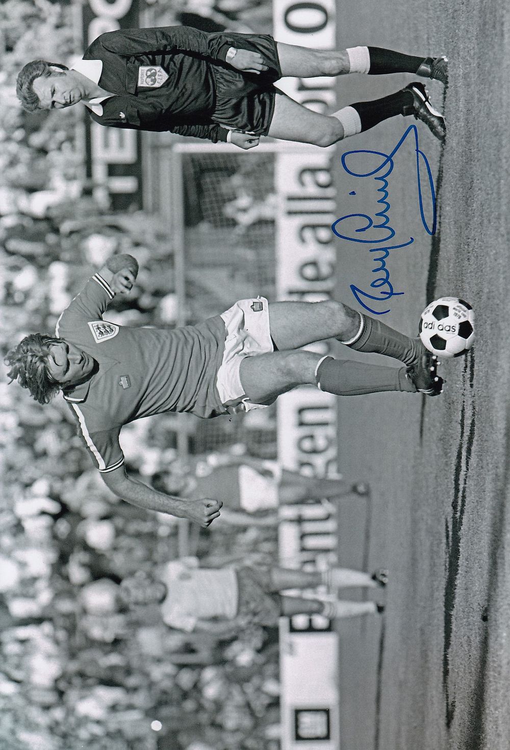 Lot 296: Autographed TONY CURRIE 12 x 8 Photograph :...