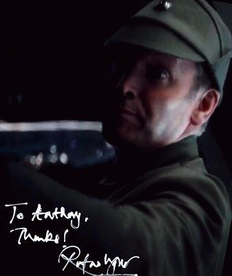 Rufus Wright signed 10x8 inch colour photo Dedicated