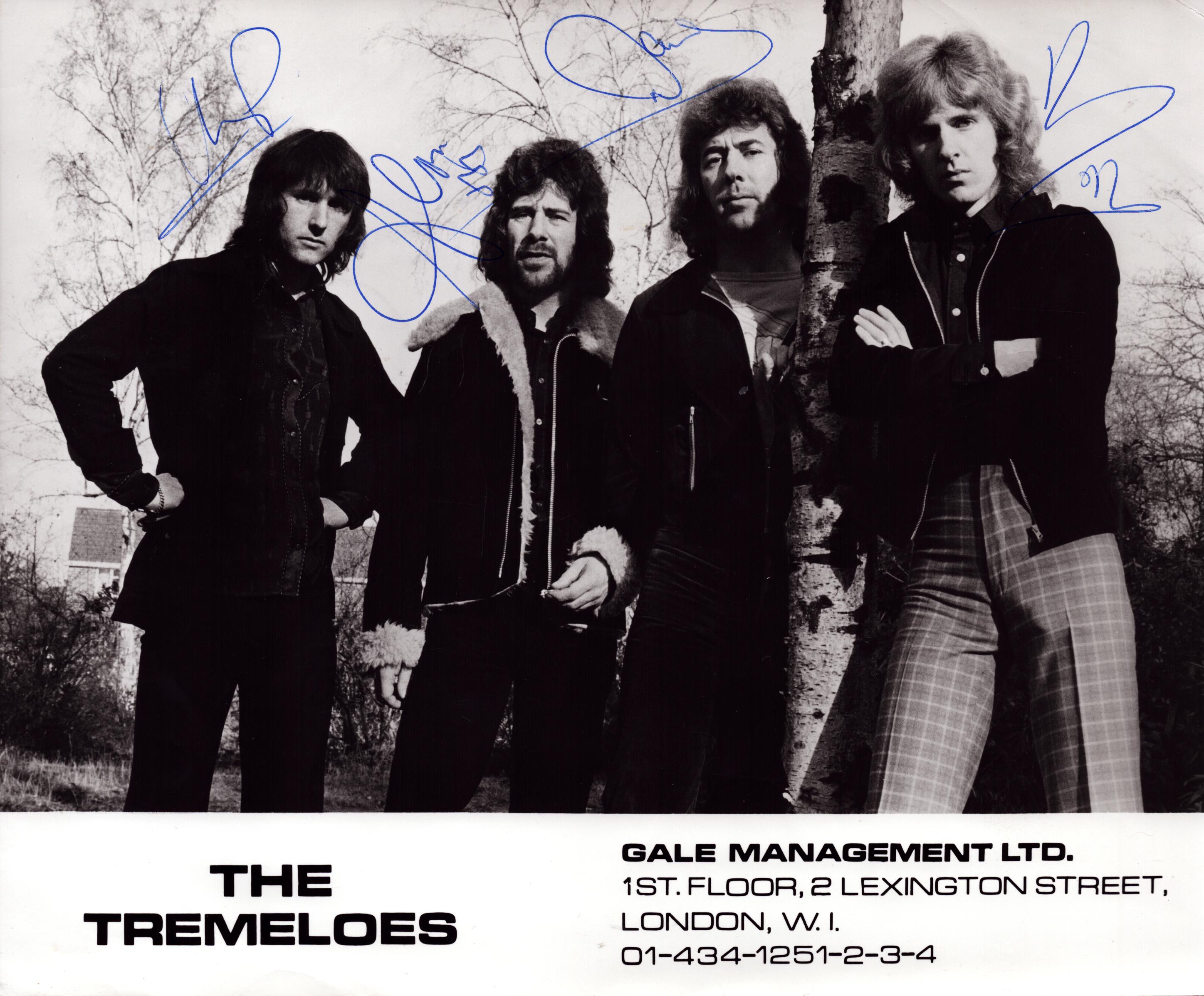 THE TREMELOES Fully signed vintage 8x10 Promo Photo by Len ‘Chip’ Hawkes
