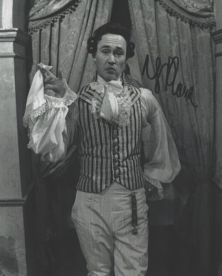 Nigel Planer Signed 10X8 inch black and white photo