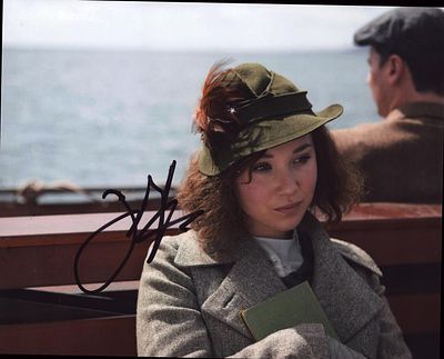Juno temple signed 10X8 inch colour photo