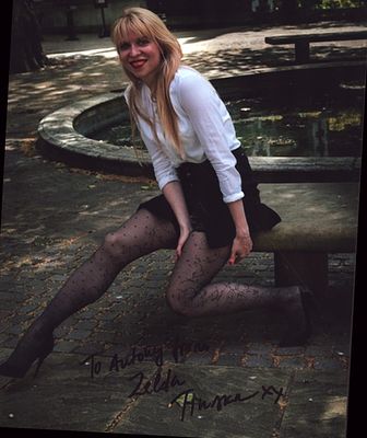 Zelda Tinska signed 10X8 inch colour Photo