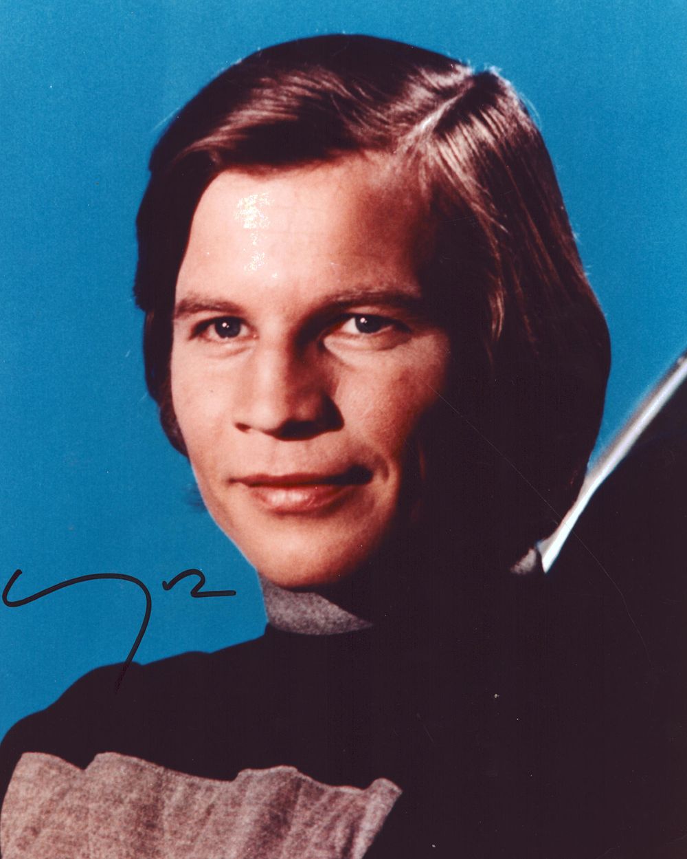 Michael York signed 10x8inch colour photo.