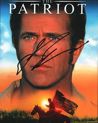 MEL GIBSON Actor signed The Patriot 8x10 Photo.