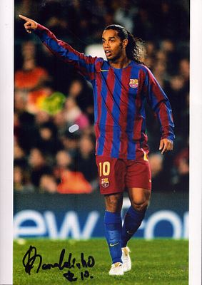Ronaldinho signed 12x8inch colour photo.